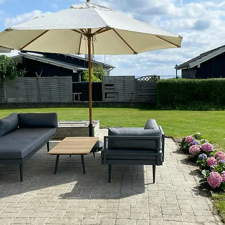 Newly Renovated Summer House In Gronninghoved Casa de Férias *