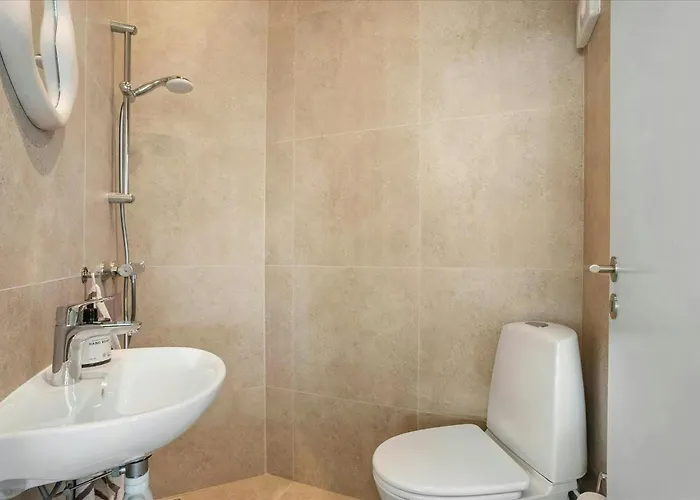 Дом отдыха Newly Renovated Summer House In Gronninghoved *